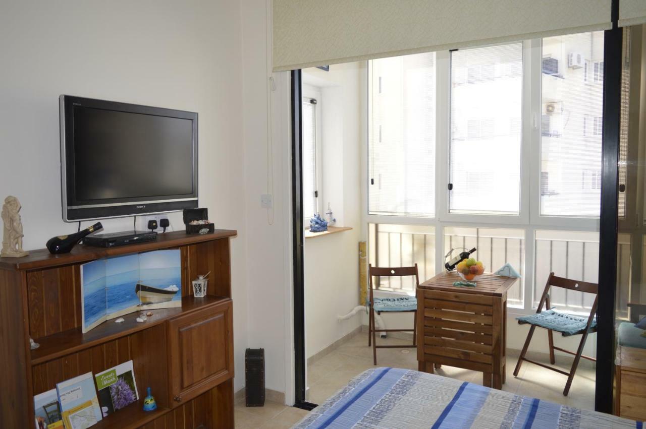 ラルナカMontehughアパートメント エクステリア 写真
